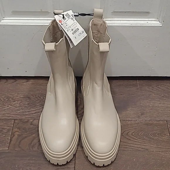 NWT ZARA FLAT ANKLE BOOTS ECRU WHITE 2154/910 SZ 6.5 - Picture 5 of 8